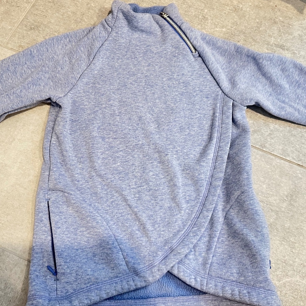 Athleta girls blue fleece lined top! Size 7